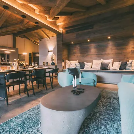 Quiet And Elegant In Daire Passy (Haute-Savoie)